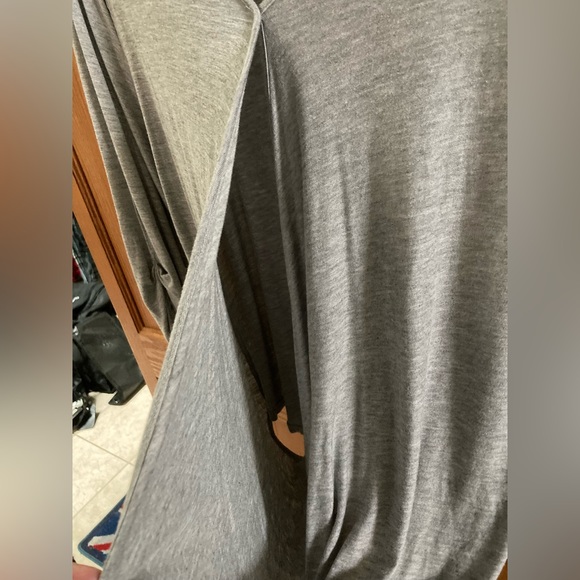 COPY - Paper & Tea Long sleeve faux wrap T-shirt V-neck 3/4 sleeve Drape front … - Picture 6 of 7